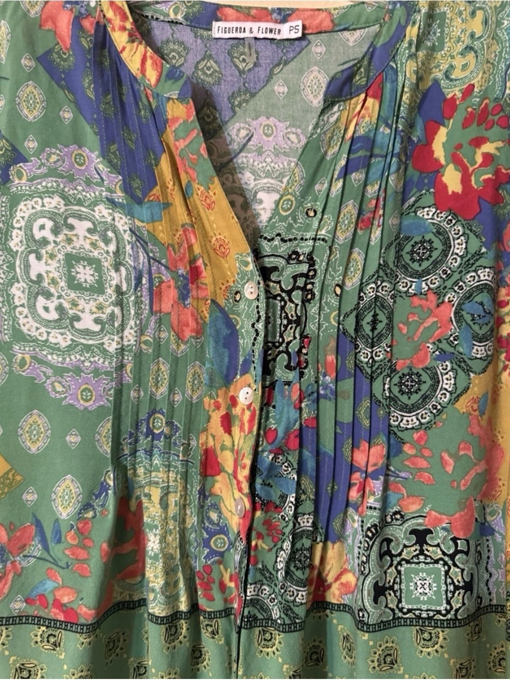 Figueroa & Flower paisley V-Neck button down blouse - Picture 2 of 6